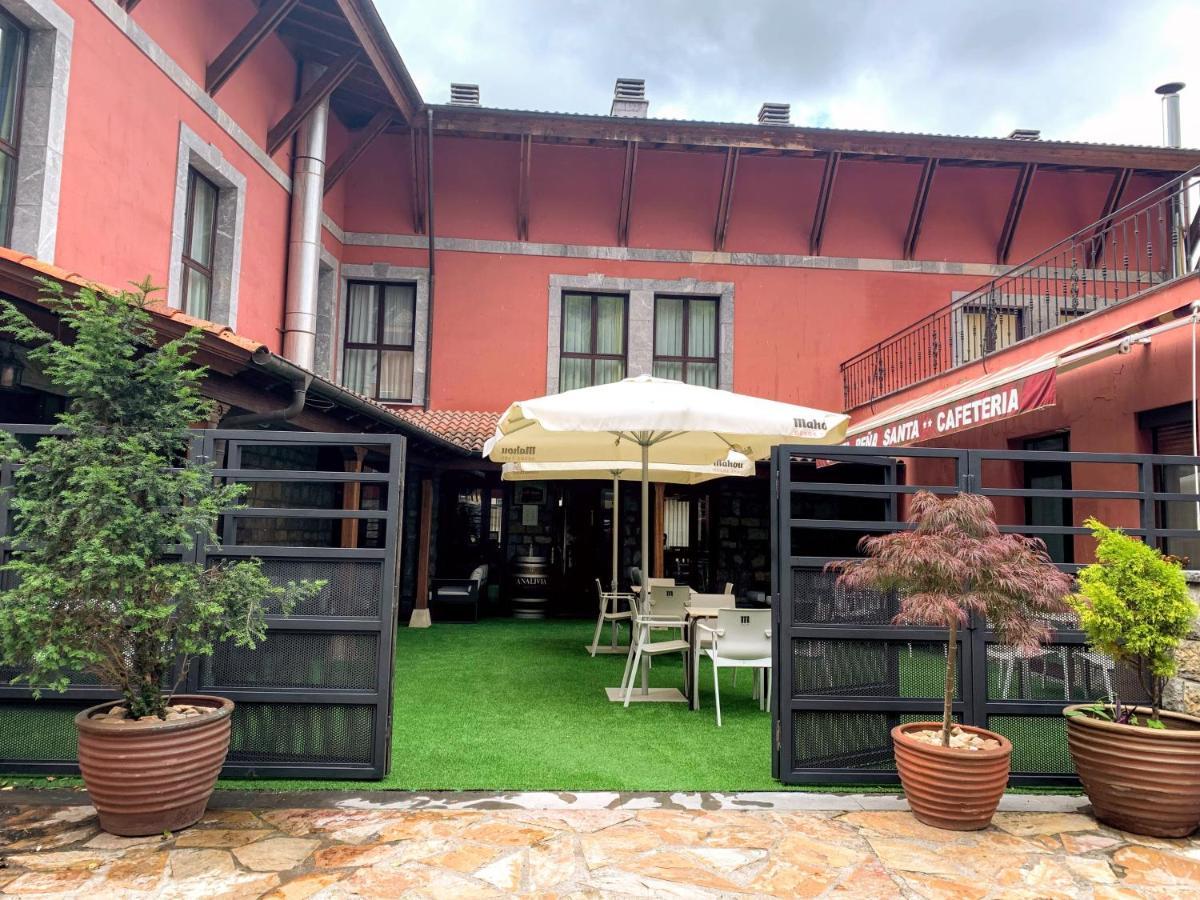 Hotel - Apartamentos Pena Santa Benia De Onis Buitenkant foto